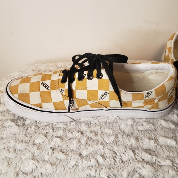Vans Checkered Skate Shoes - Picture 7 of 9